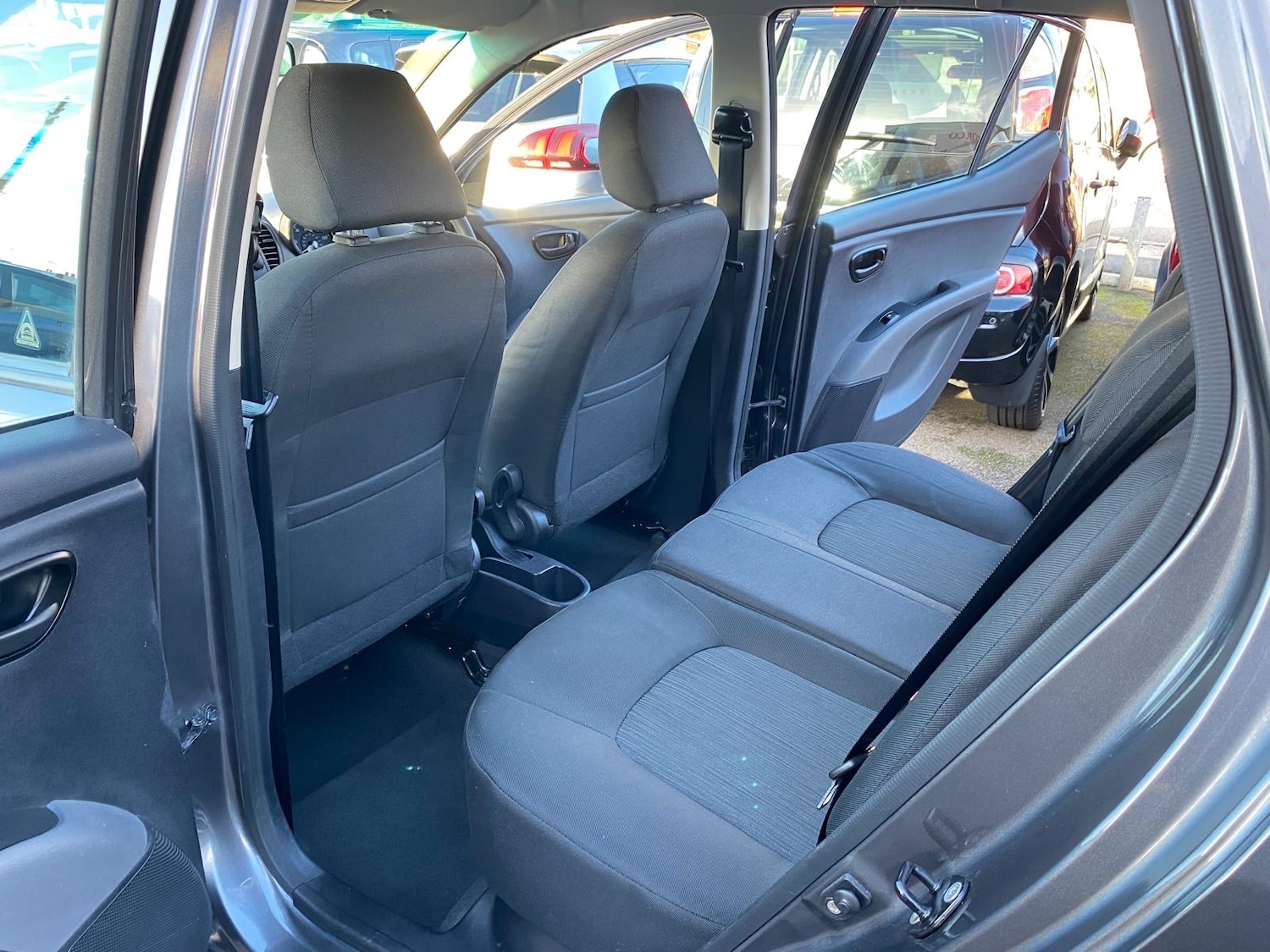 Used Hyundai i10 2012 for sale - 77007729: Photo 12