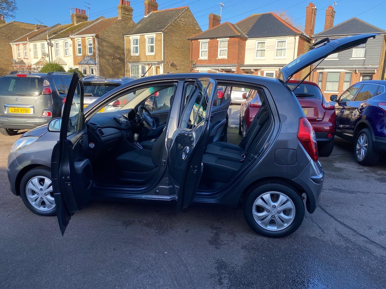 Used Hyundai i10 2012 for sale - 77007729: Photo 20