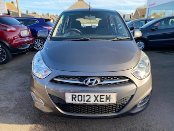 Used Hyundai i10 2012 for sale - 77007729: Photo