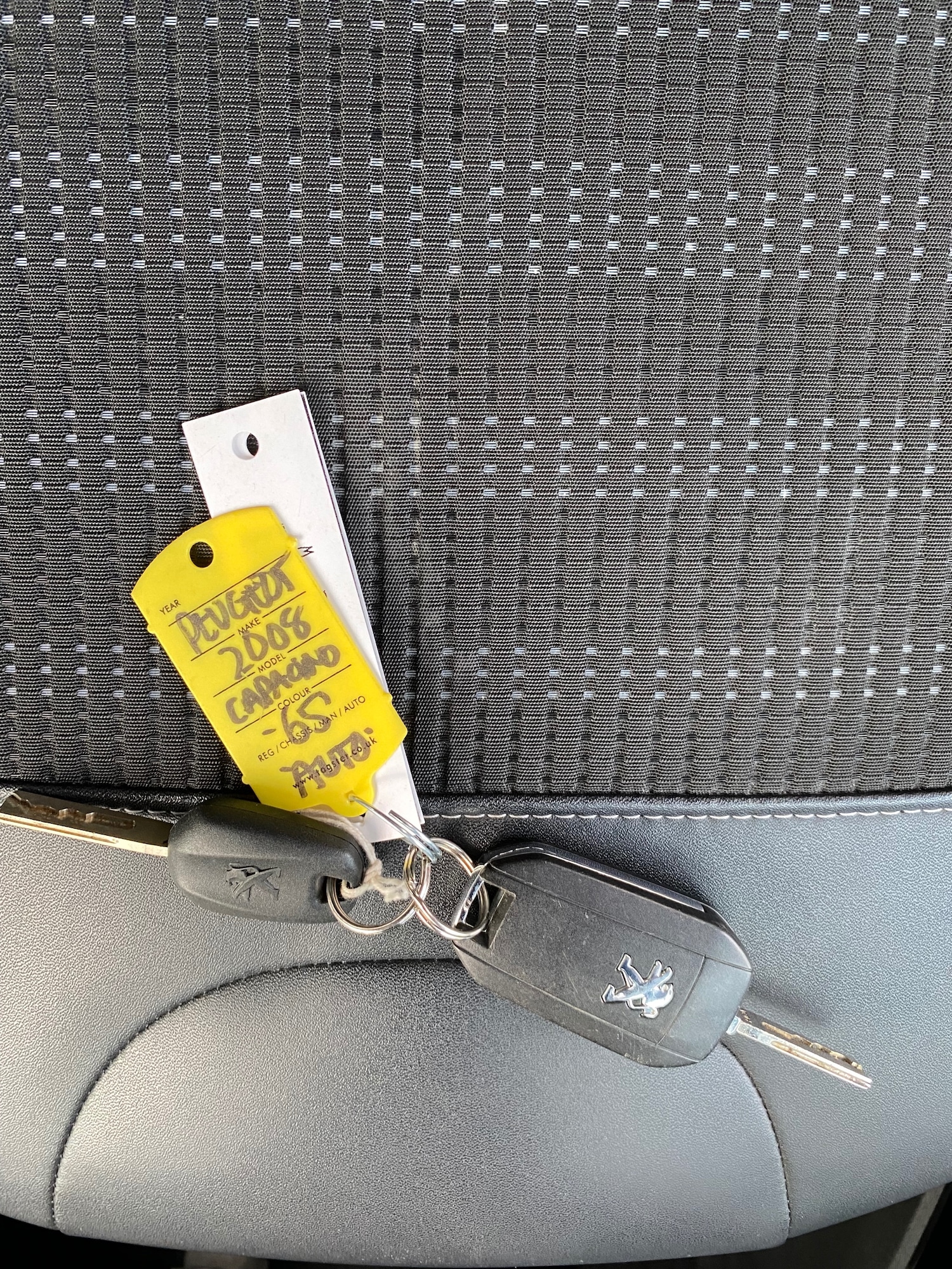 Used Peugeot 2008 2016 for sale - 77065508: Photo 22