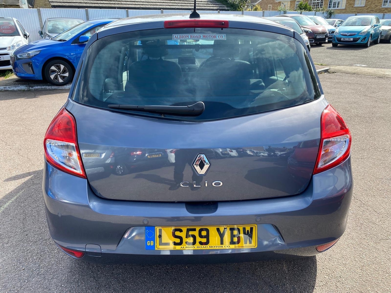 Used Renault Clio 2009 for sale - 76030870: Photo 16