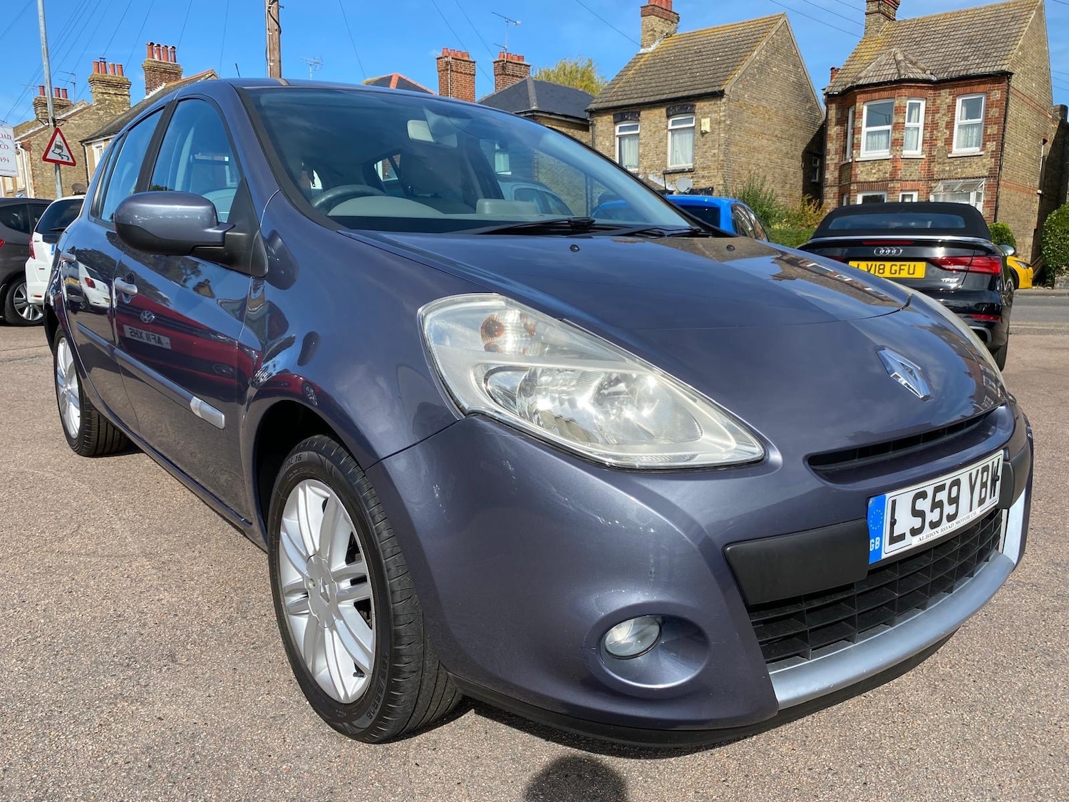 Used Renault Clio 2009 for sale - 76030870: Photo 7