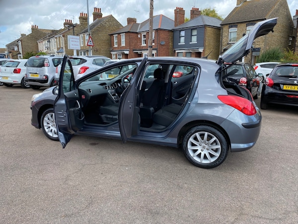 Used Peugeot 308 2009 for sale - 75755020: Photo 16