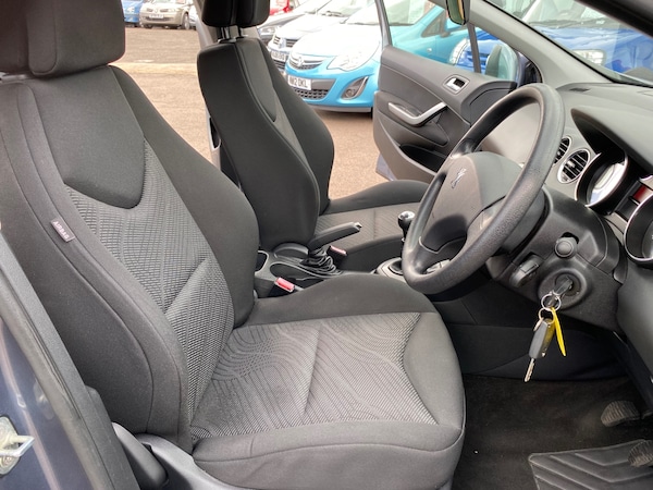 Used Peugeot 308 2009 for sale - 75755020: Photo 9