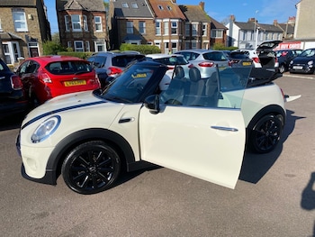 Used MINI Convertible 2016 for sale - 78378252: Photo