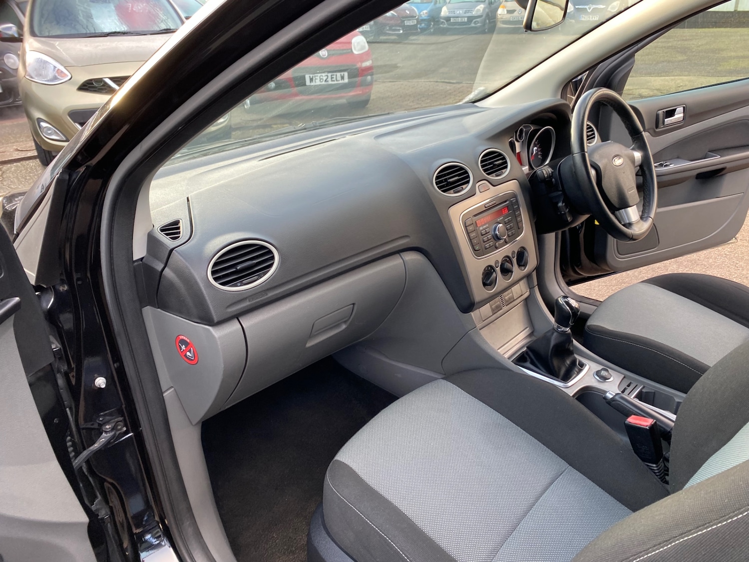 Used Ford Focus 2010 for sale - 77749169: Photo 11