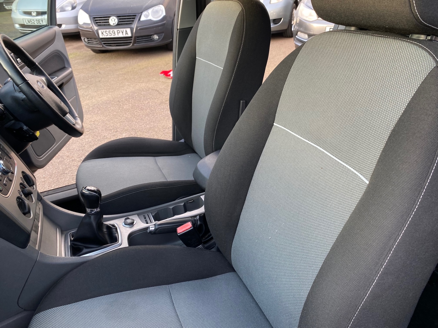 Used Ford Focus 2010 for sale - 77749169: Photo 14