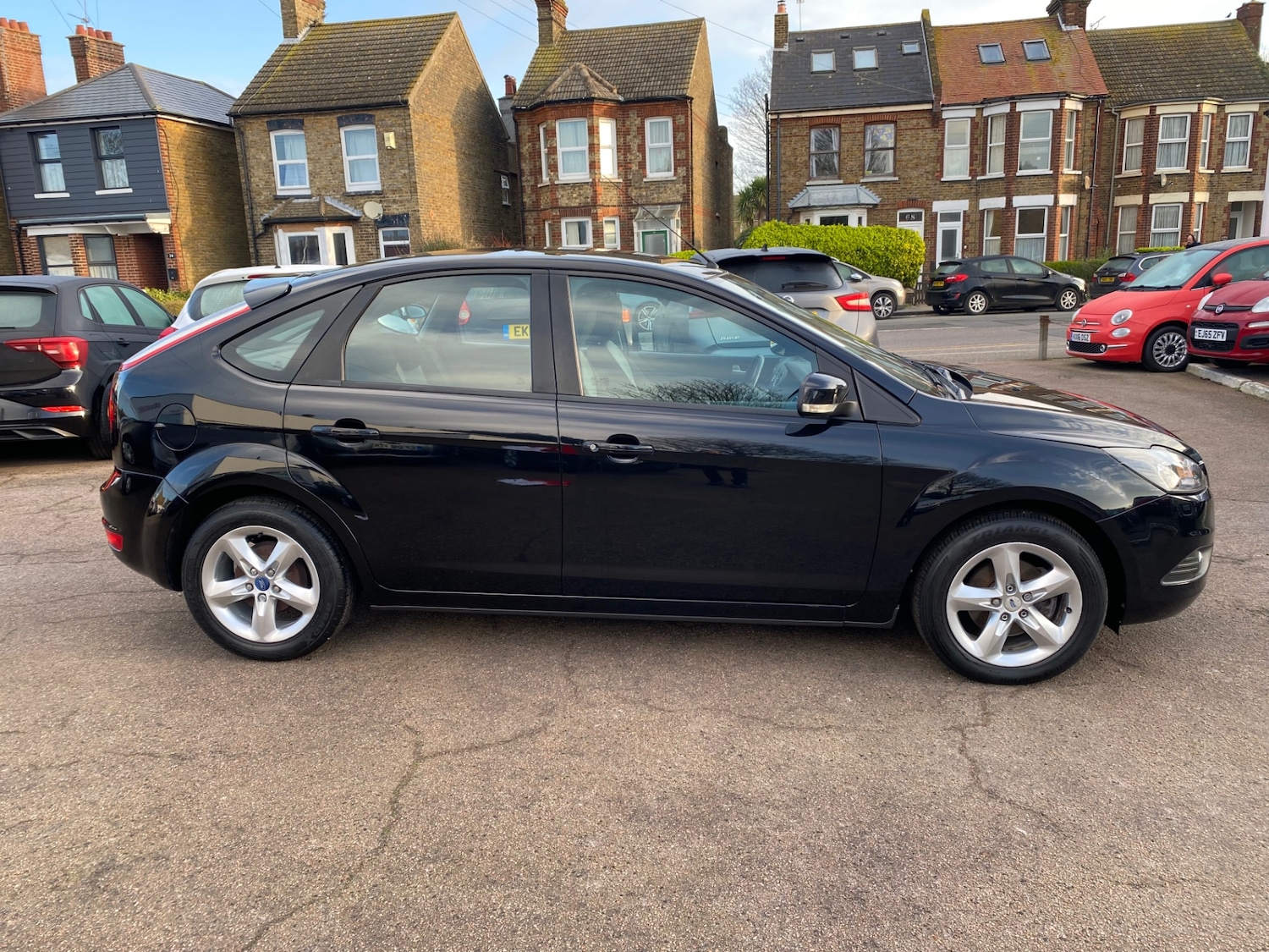 Used Ford Focus 2010 for sale - 77749169: Photo 5