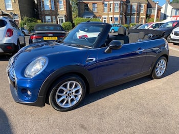 Used MINI Convertible 2017 for sale - 79633002: Photo