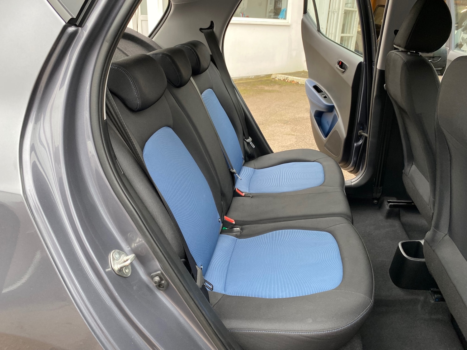 Used Hyundai i10 2014 for sale - 77797833: Photo 15