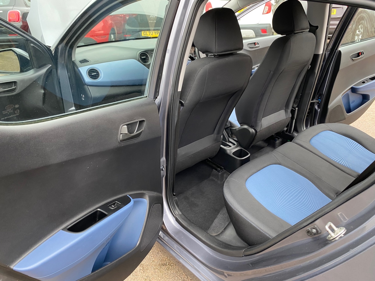 Used Hyundai i10 2014 for sale - 77797833: Photo 19