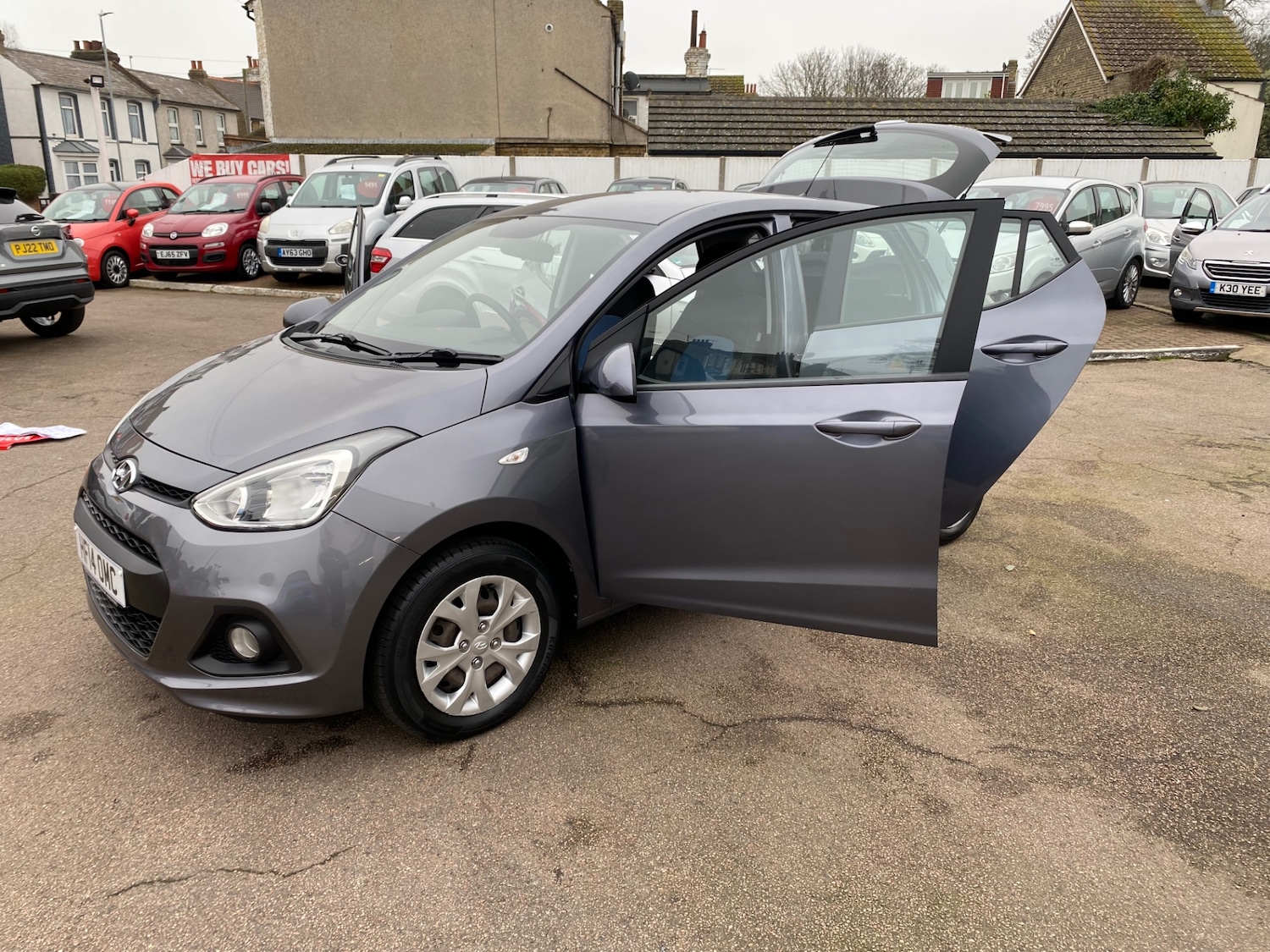 Used Hyundai i10 2014 for sale - 77797833: Photo 3