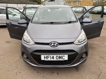 Used Hyundai i10 2014 for sale - 77797833: Photo