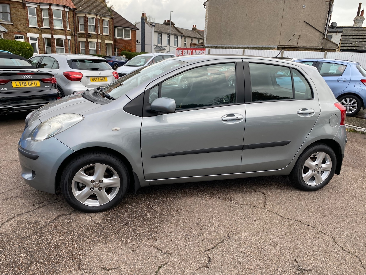 Used Toyota Yaris 2006 for sale - 76533654: Photo 2