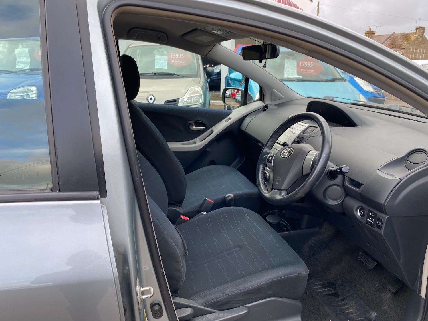 Used Toyota Yaris 2006 for sale - 76533654: Photo 9