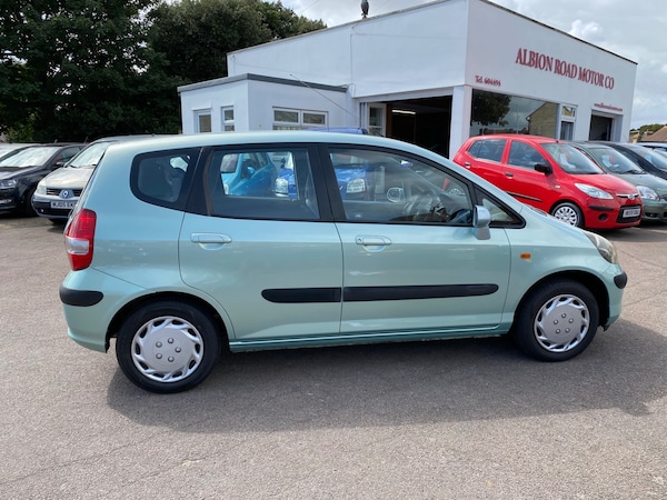 Used Honda Jazz 2004 for sale - 75138024: Photo 8