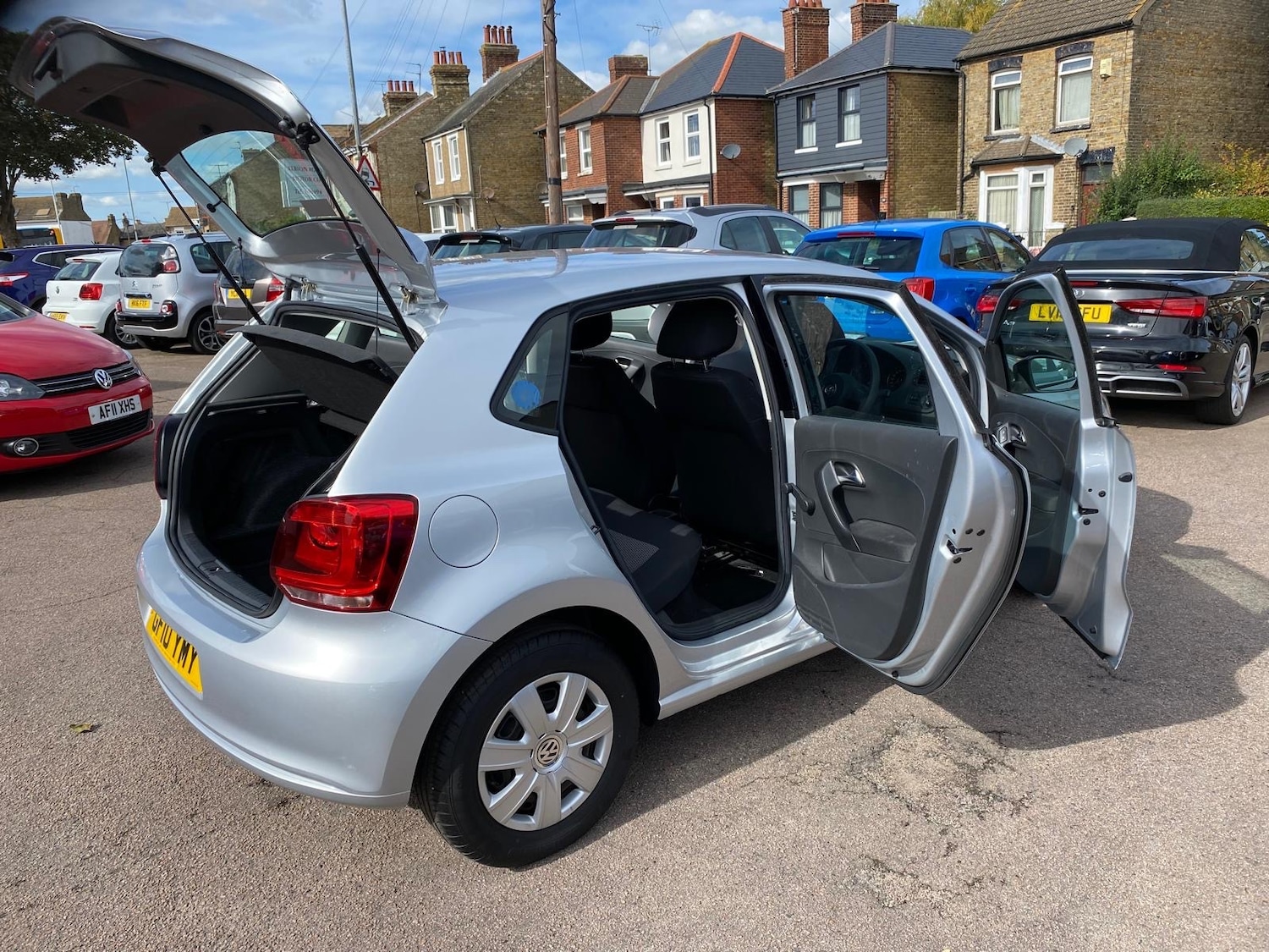 Used Volkswagen Polo 2010 for sale - 76025766: Photo 18