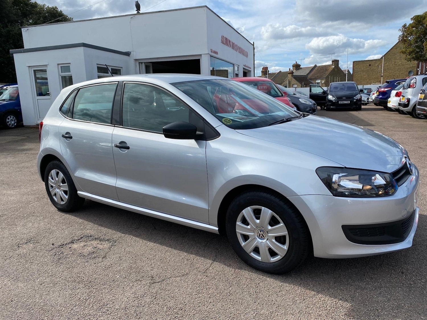 Used Volkswagen Polo 2010 for sale - 76025766: Photo 5