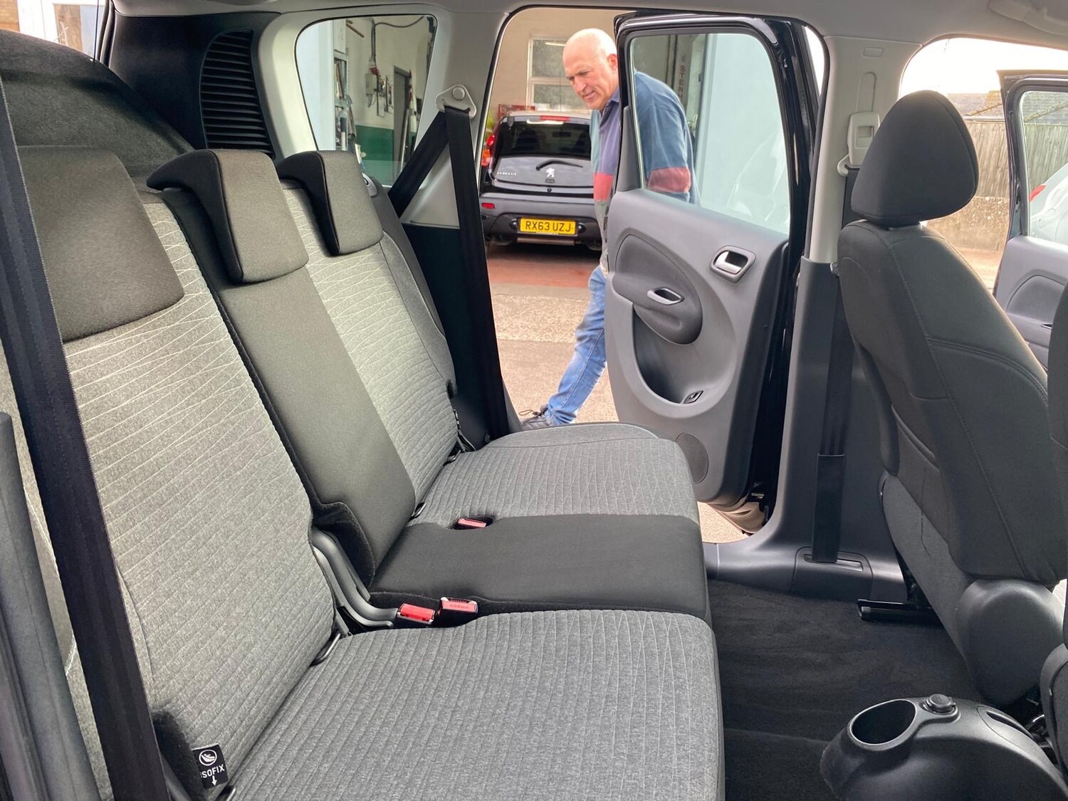 Used Citroen C3 Picasso 2017 for sale - 76397252: Photo 10