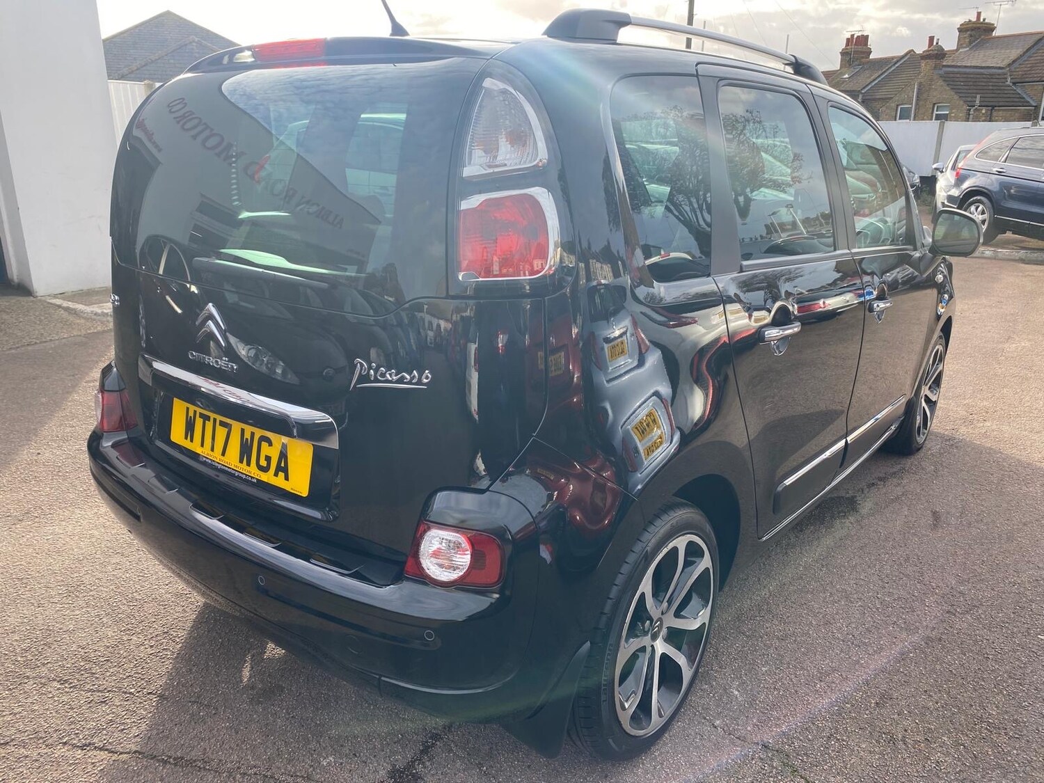 Used Citroen C3 Picasso 2017 for sale - 76397252: Photo 12