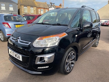 2017 (17) - 1.2 PureTech Platinum 5dr