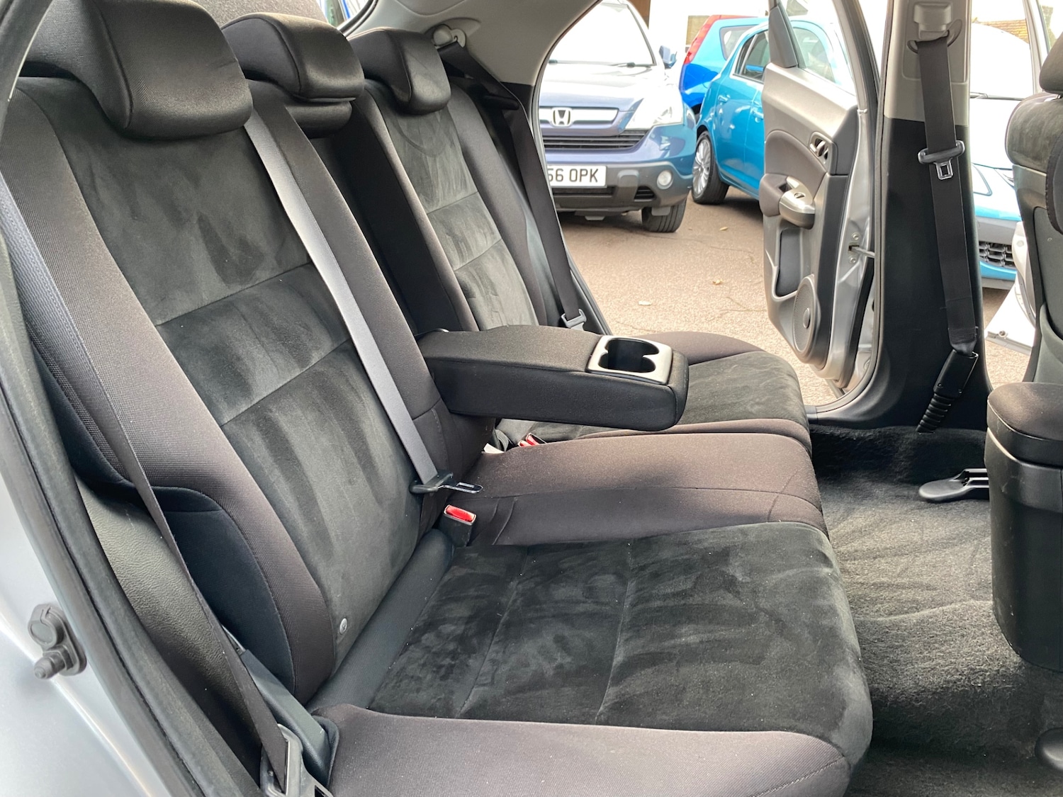 Used Honda Civic 2011 for sale - 76533648: Photo 11