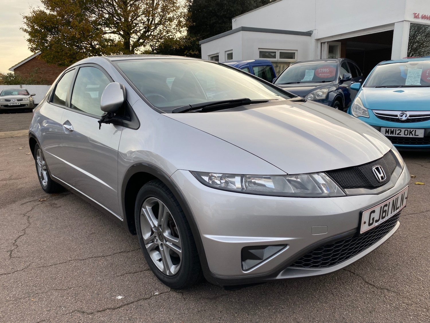 Used Honda Civic 2011 for sale - 76533648: Photo 5