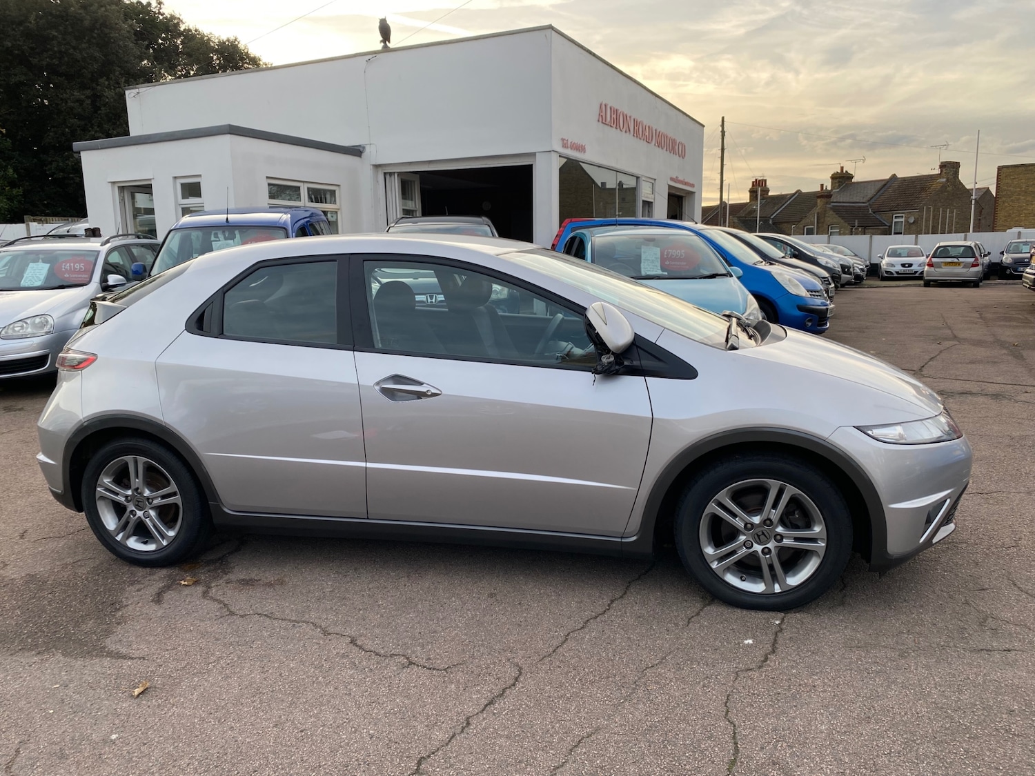 Used Honda Civic 2011 for sale - 76533648: Photo 6