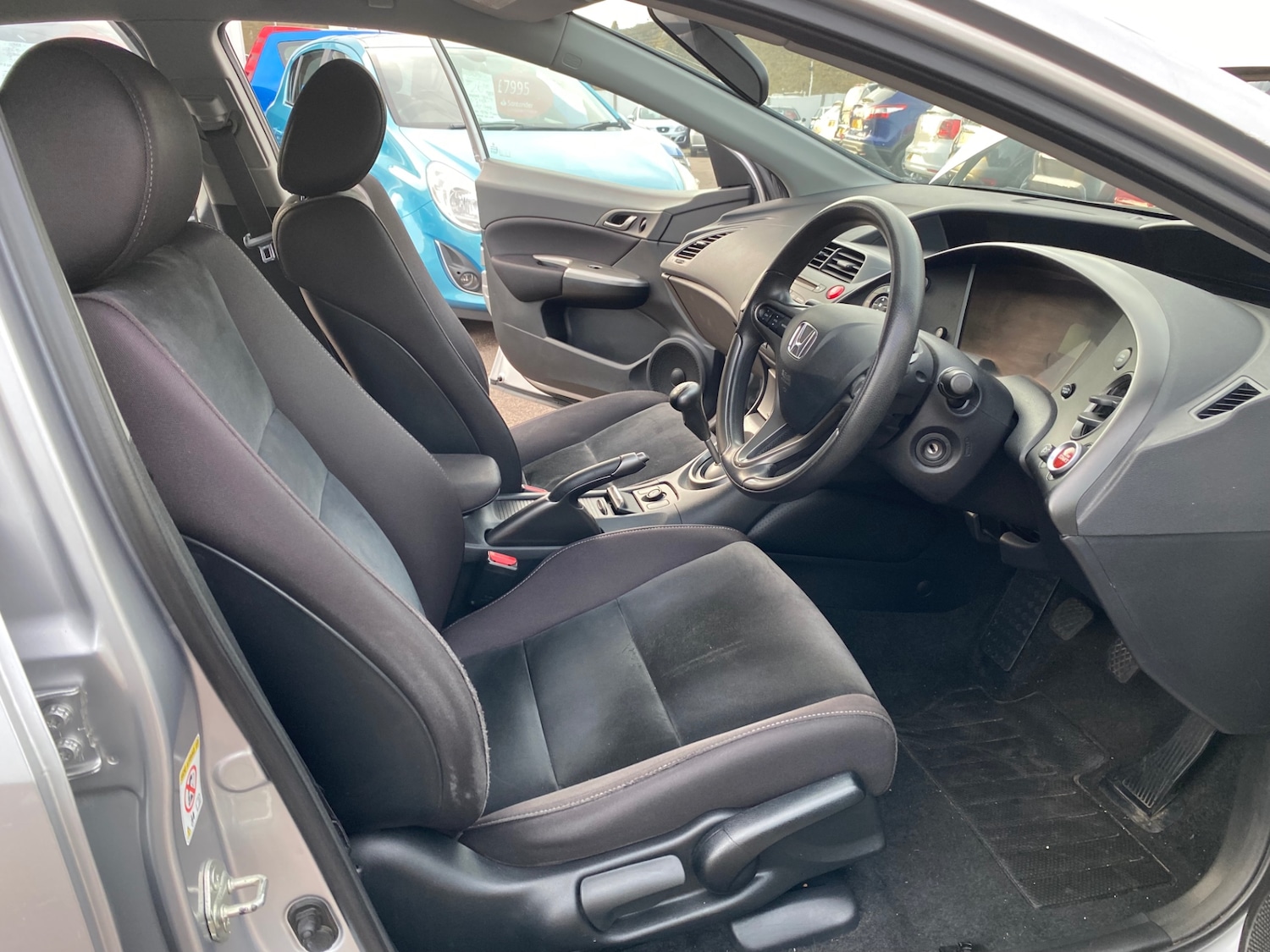 Used Honda Civic 2011 for sale - 76533648: Photo 9