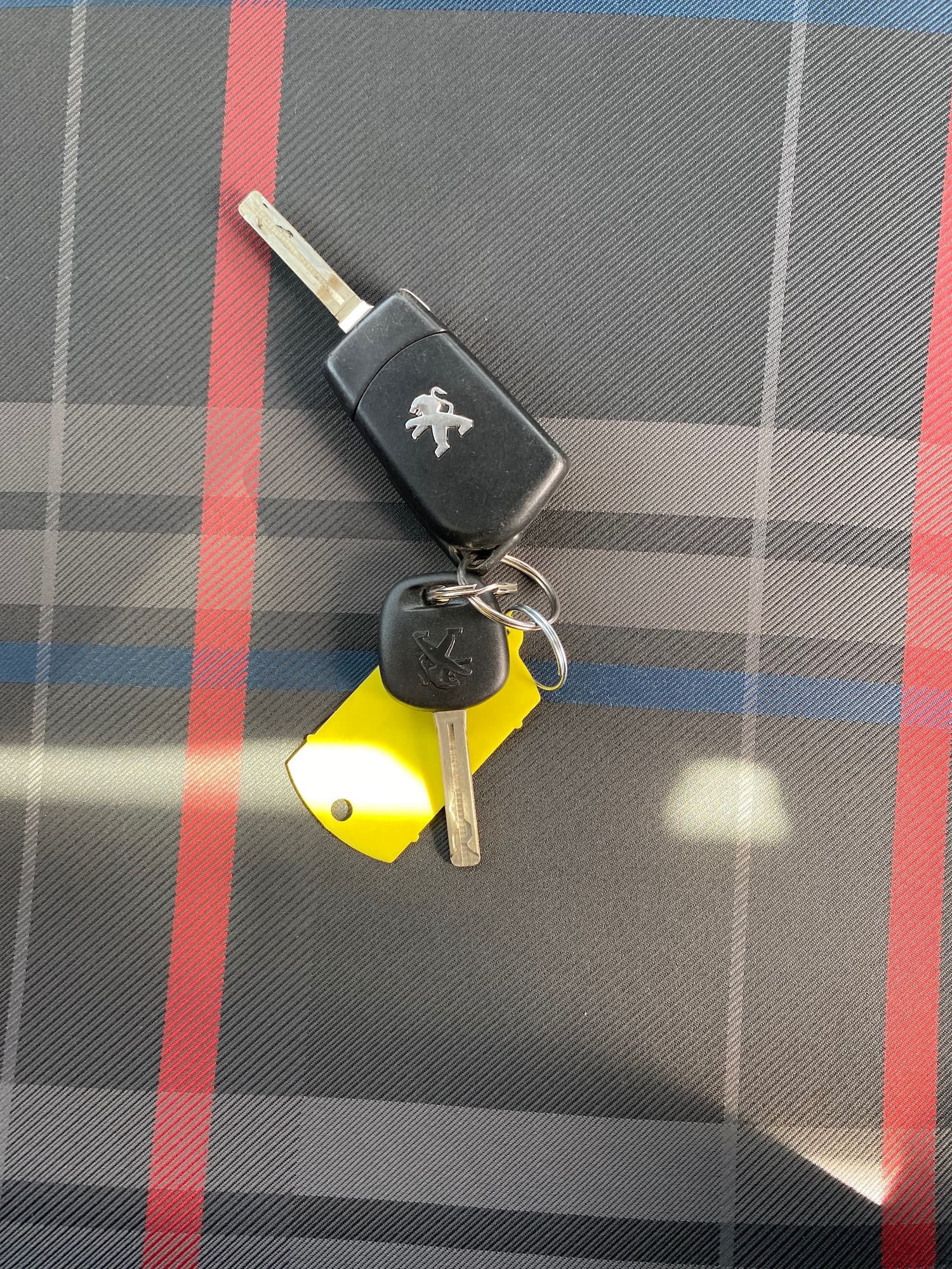 Used Peugeot 108 2015 for sale - 76041574: Photo 12