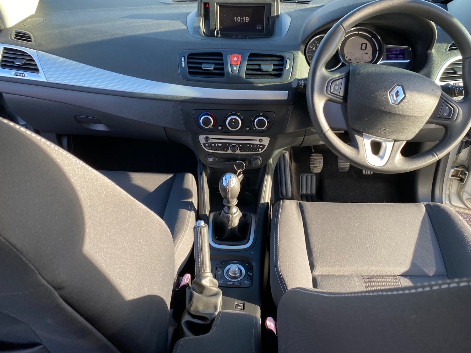 Used Renault Megane 2010 for sale - 76796755: Photo 11