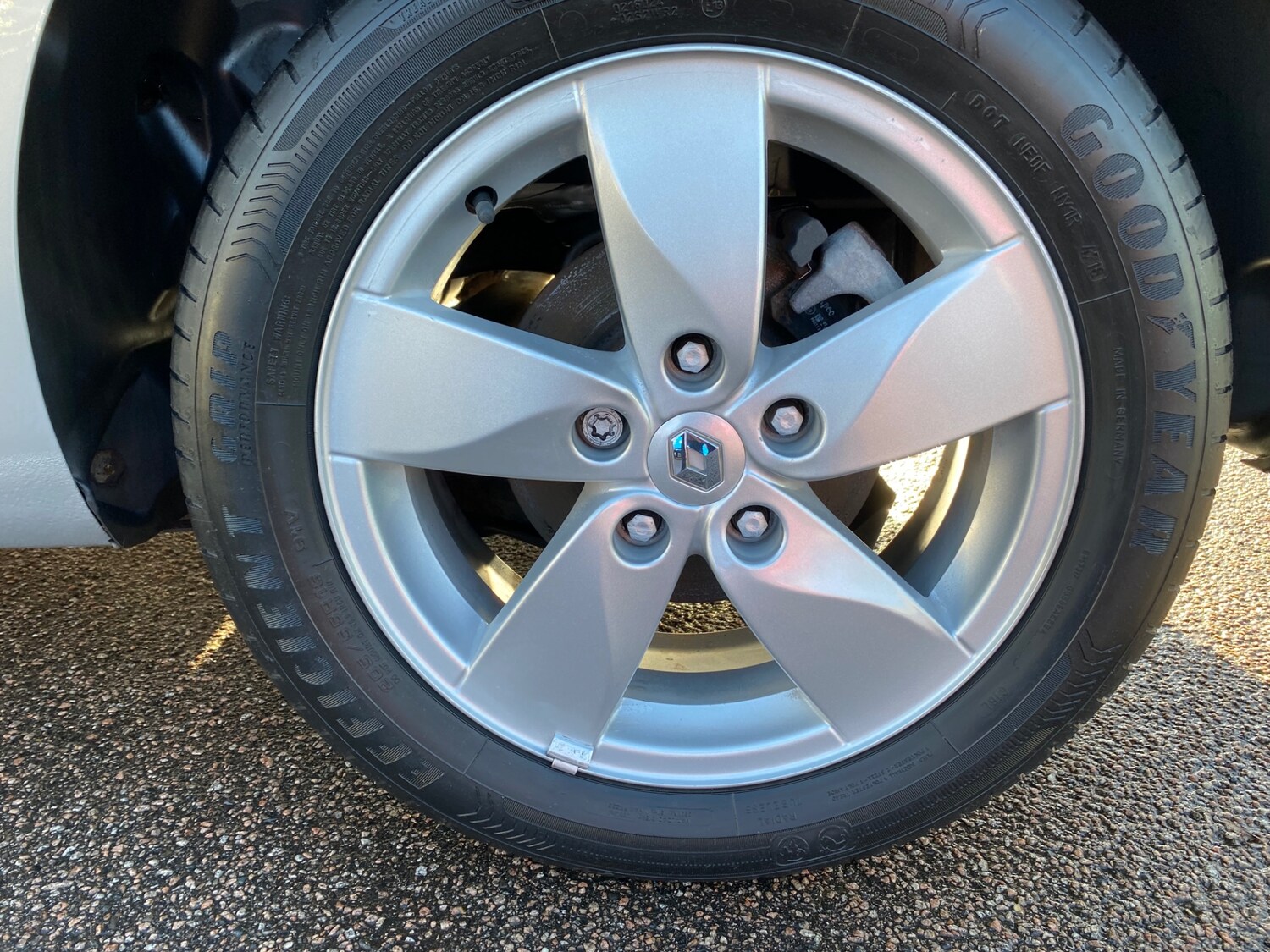 Used Renault Megane 2010 for sale - 76796755: Photo 23