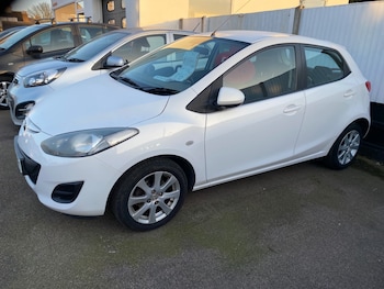 Mazda Mazda2 feature image