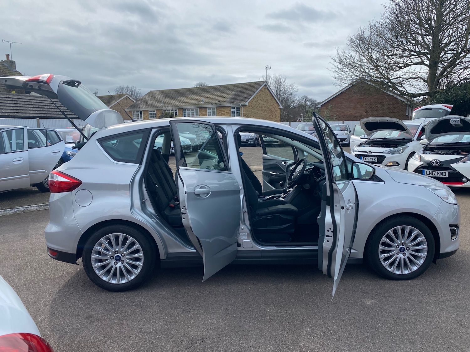 Used Ford C-Max 2015 for sale - 78084679: Photo 11