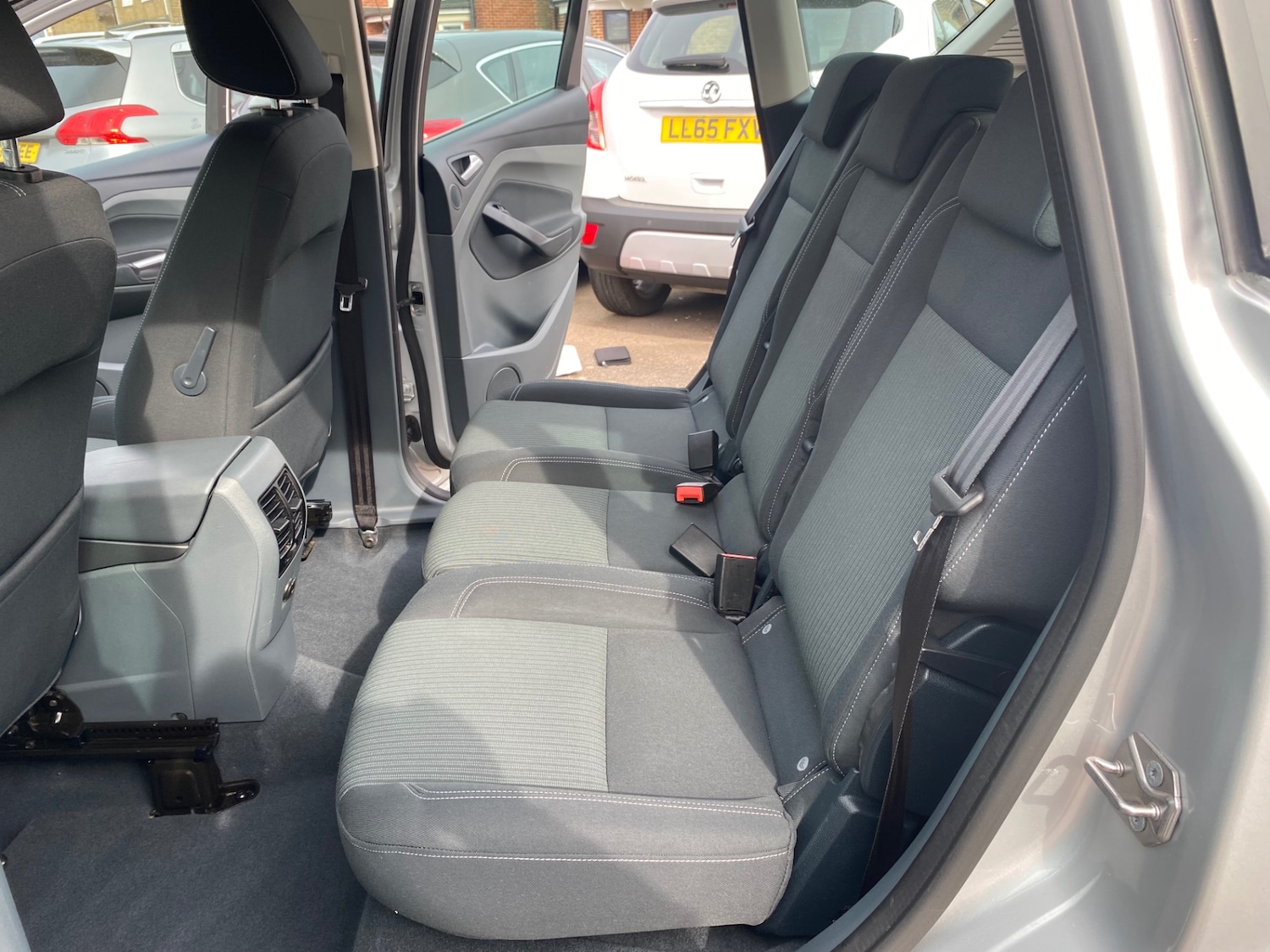 Used Ford C-Max 2015 for sale - 78084679: Photo 16