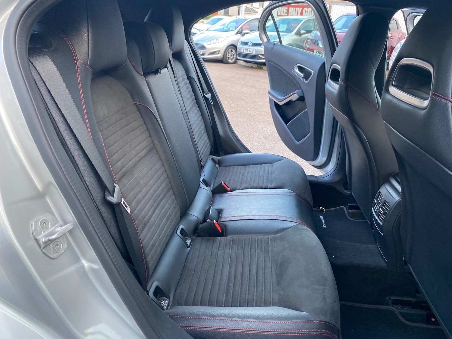 Used Mercedes-Benz A-Class 2017 for sale - 76397249: Photo 11