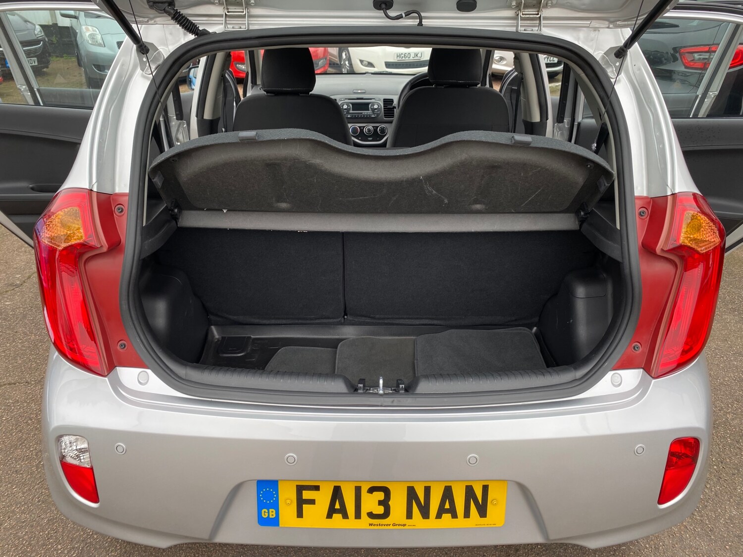 Used Kia Picanto 2013 for sale - 77797832: Photo 20