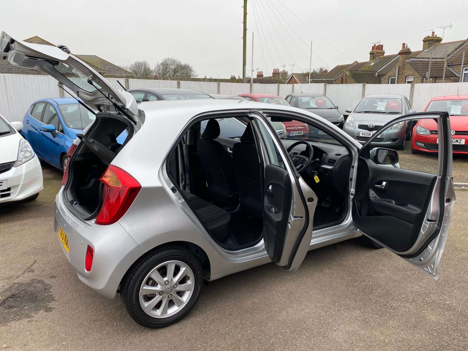 Used Kia Picanto 2013 for sale - 77797832: Photo 8