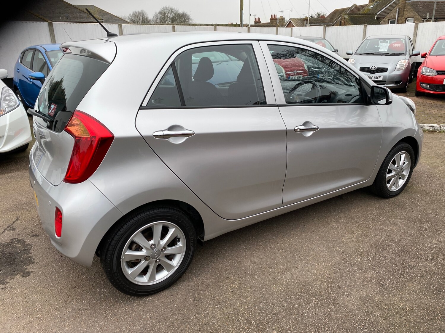 Used Kia Picanto 2013 for sale - 77797832: Photo 9
