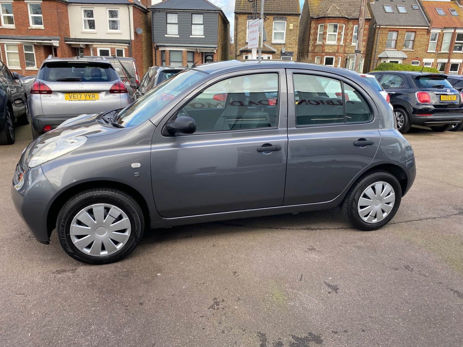 Used Nissan Micra 2004 for sale - 77708410: Photo 2