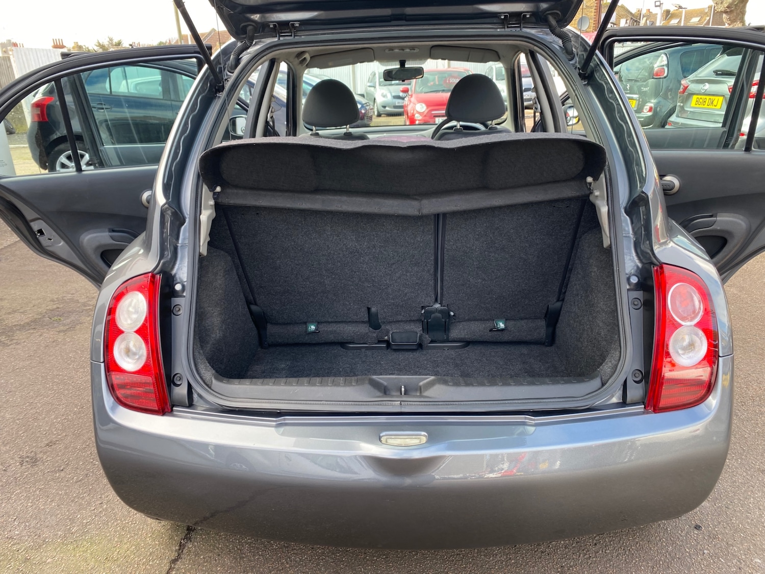 Used Nissan Micra 2004 for sale - 77708410: Photo 20