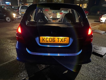 Used Honda Jazz 2006 for sale - 77065230: Photo