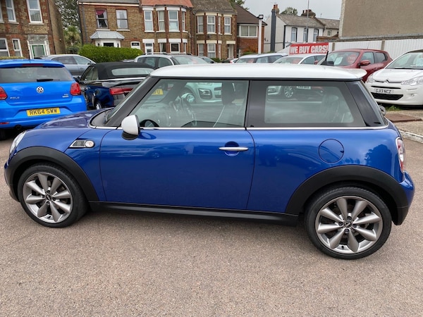 Used MINI Hatch 2012 for sale - 76225379: Photo 2