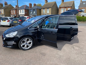 Used Ford S-Max 2012 for sale - 76041571: Photo 2
