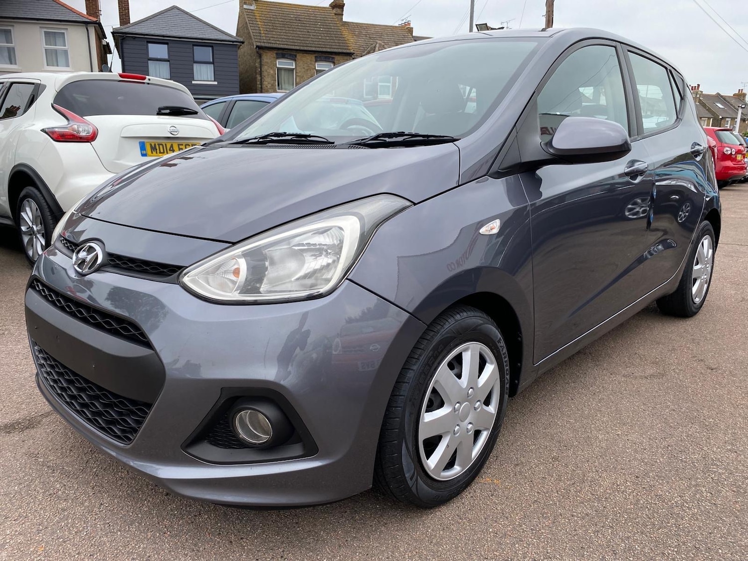 Used Hyundai i10 2014 for sale - 76250732: Photo 1