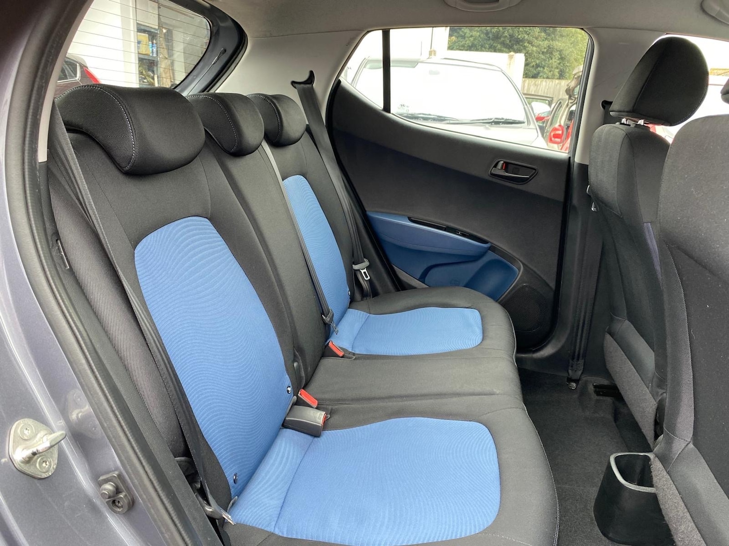 Used Hyundai i10 2014 for sale - 76250732: Photo 12