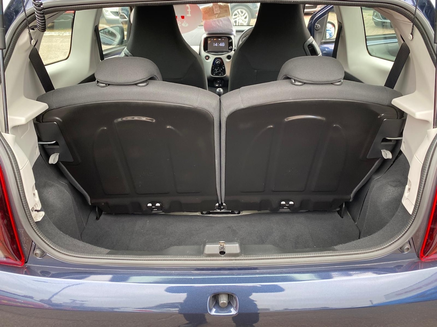 Used Hyundai i10 2014 for sale - 76250732: Photo 13