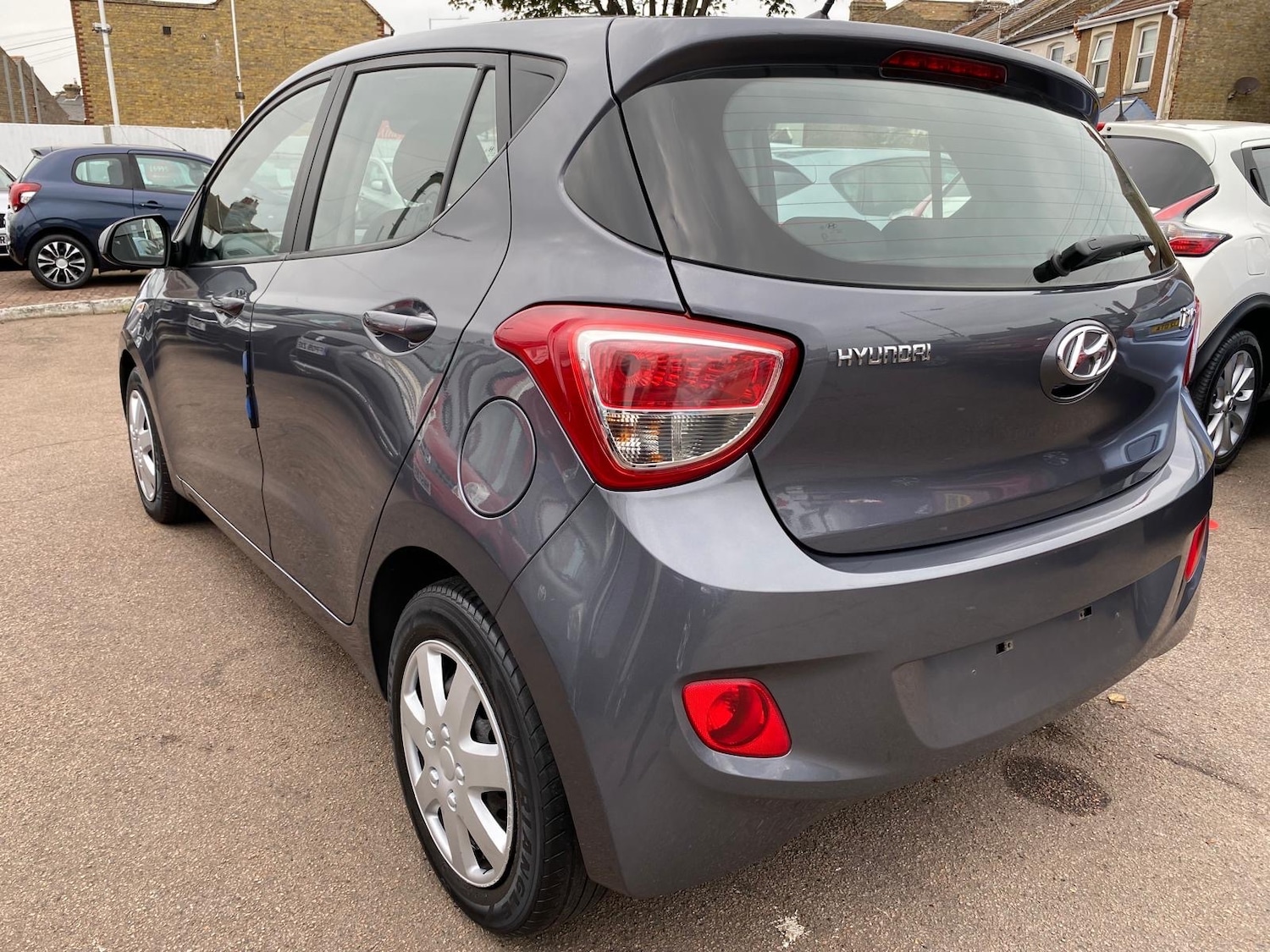 Used Hyundai i10 2014 for sale - 76250732: Photo 19