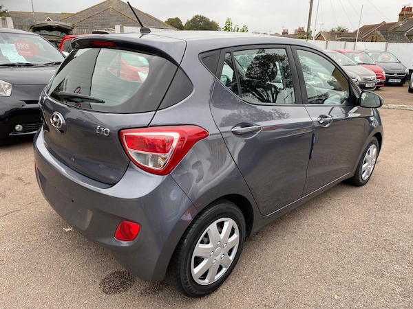 Used Hyundai i10 2014 for sale - 76250732: Photo 21