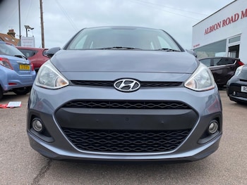 Used Hyundai i10 2014 for sale - 76250732: Photo 4